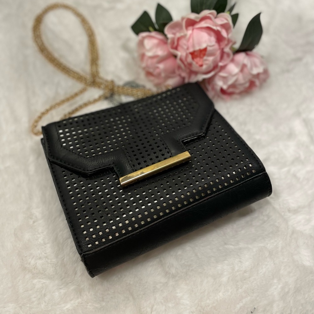 Yoki Black Gold Faux Leather Gold Chain Crossbody Bag